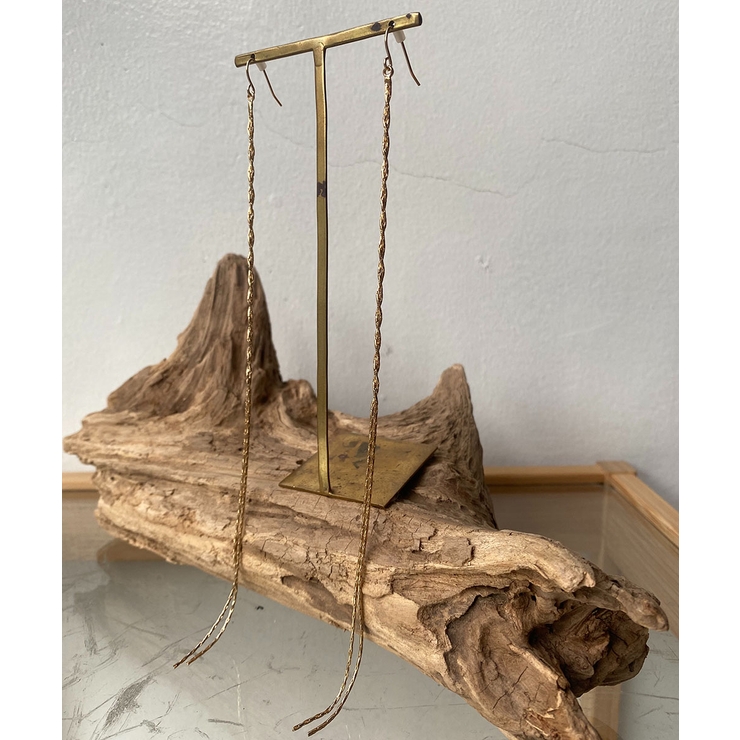 ツイストロングピアス emouv ピアス | BUYSENSE | 詳細画像2 