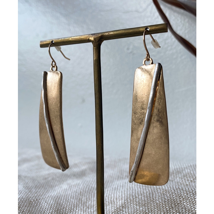 プレートラインピアス emouv ピアス | BUYSENSE | 詳細画像1 