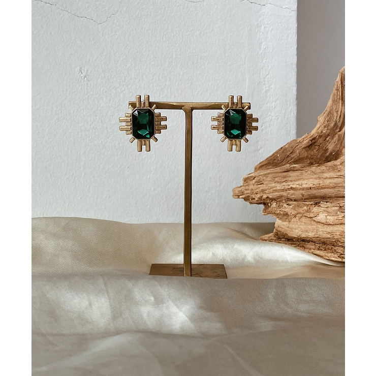 エメラルドグリーンピアス emouv ピアス[品番：BYST0001273]｜BUYSENSE