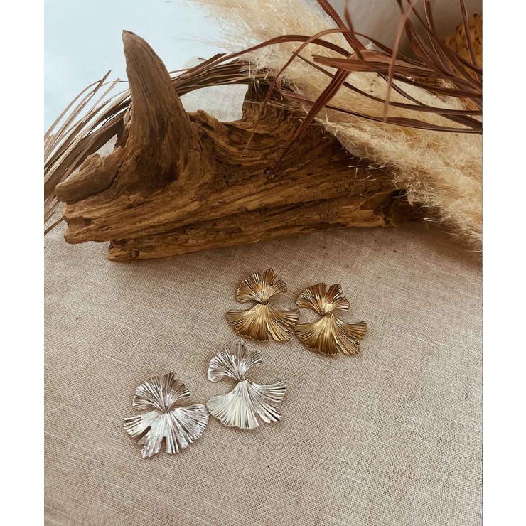 イチョウモチーフピアス emouv ピアス | BUYSENSE | 詳細画像4 