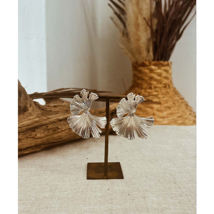 イチョウモチーフピアス emouv ピアス | BUYSENSE | 詳細画像6 