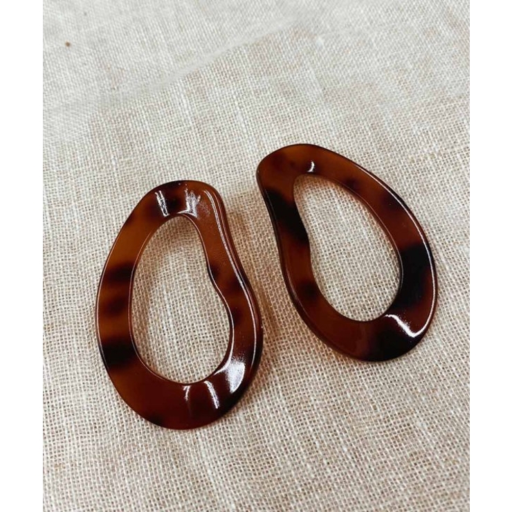 ブラウン | べっ甲フープピアス emouv ピアス | BUYSENSE