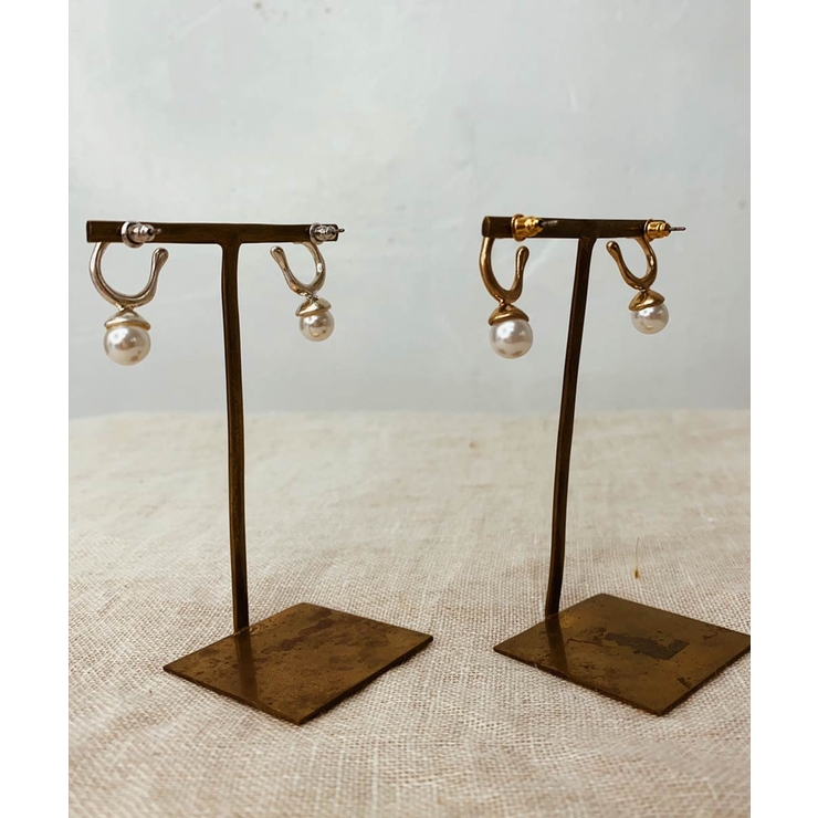 シルバー | タイニーパールピアス emouv ピアス | BUYSENSE