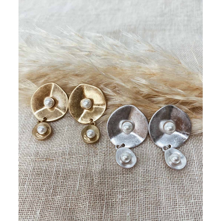 2連シェルパールピアス emouv ピアス | BUYSENSE | 詳細画像2 