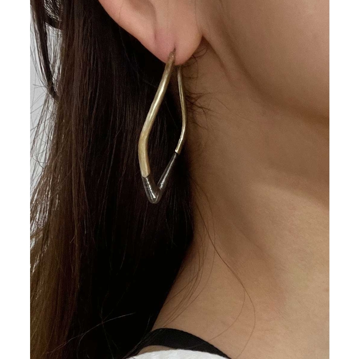 ゴールド | ブラックタイヴィンテージピアス emouv ピアス | BUYSENSE