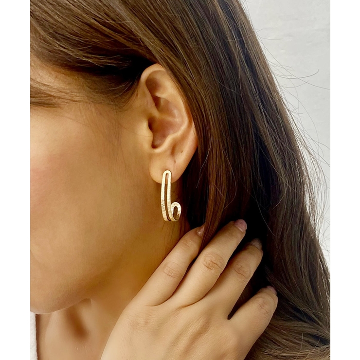 カーブシンプルピアス emouv ピアス | BUYSENSE | 詳細画像2 