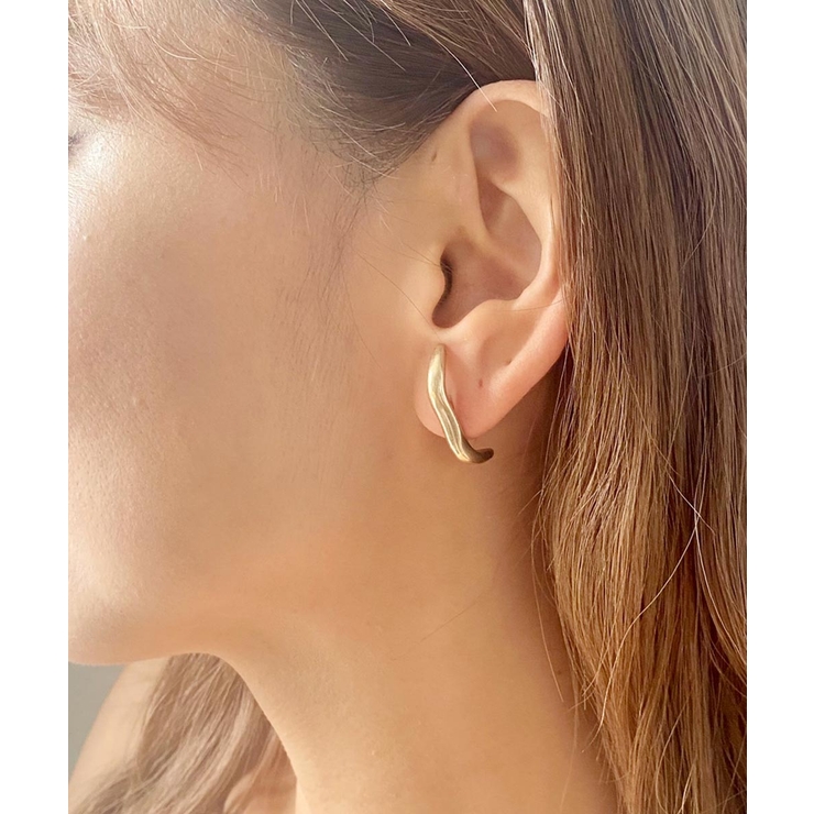 ゴールド | ヴィンテージボウピアス emouv ピアス | BUYSENSE