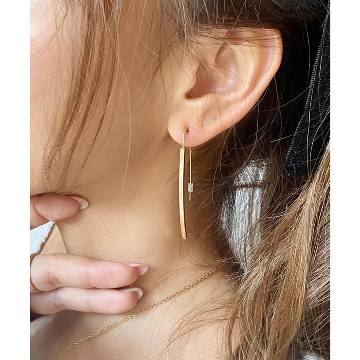 メタルカーブピアス emouv ピアス | BUYSENSE | 詳細画像1 