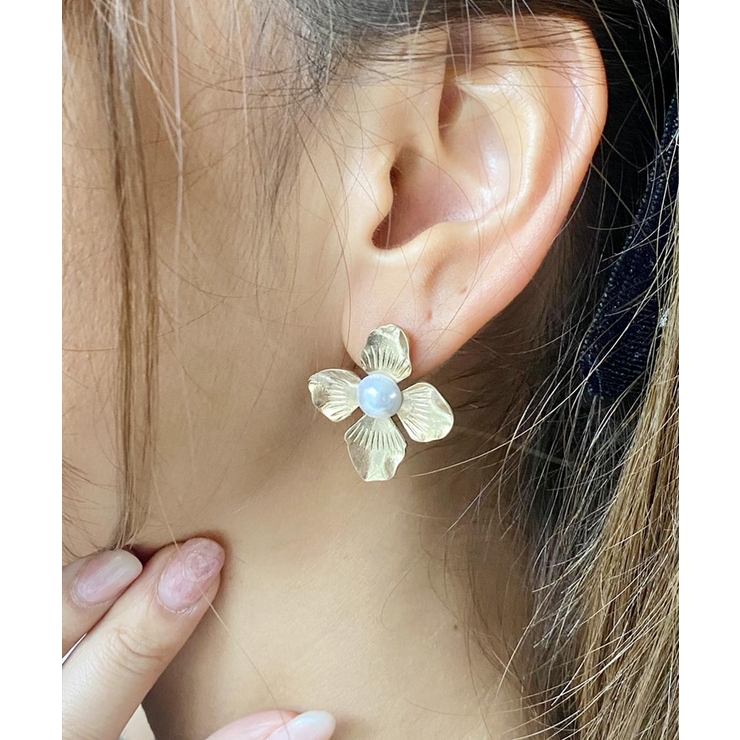 ゴールド | パールフラワーピアス emouv ピアス | BUYSENSE