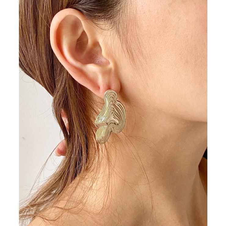 メタリックデザインピアス emouv ピアス | BUYSENSE | 詳細画像1 