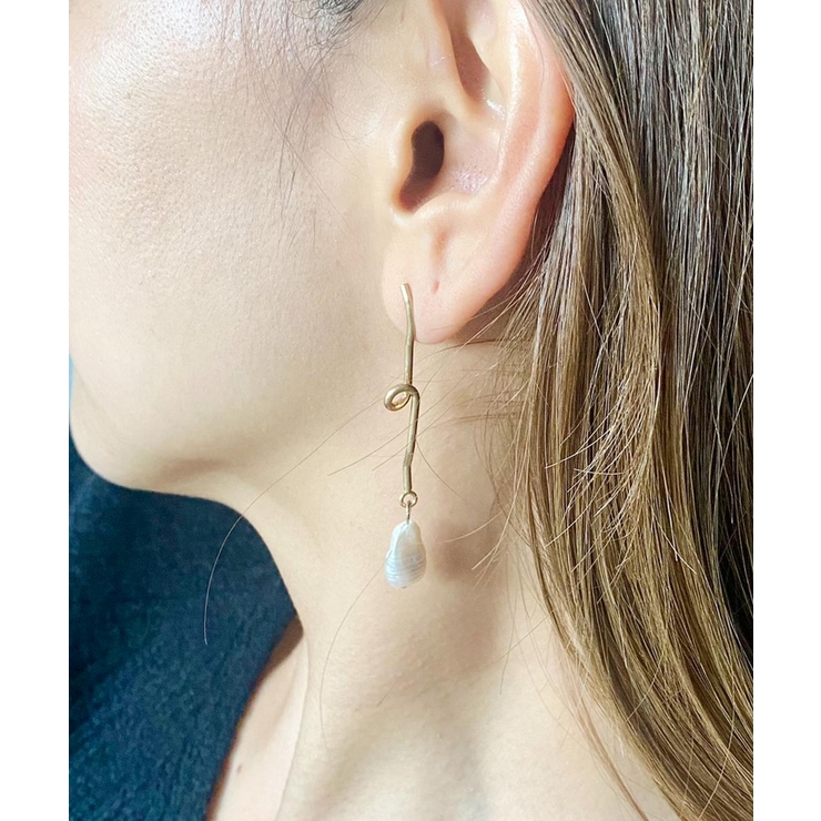 パールロングピアス emouv ピアス | BUYSENSE | 詳細画像1 