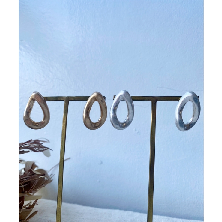 ドロップデザインピアス emouv ピアス ゴールド アクセサリー シンプル | BUYSENSE | 詳細画像4 