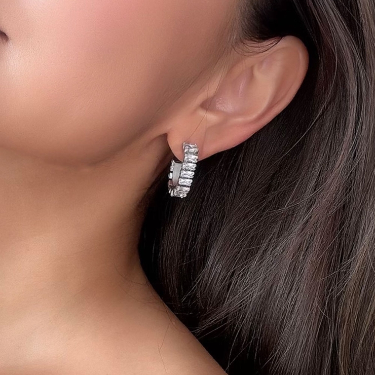 シルバー | ビジューピアス emouv by | BUYSENSE