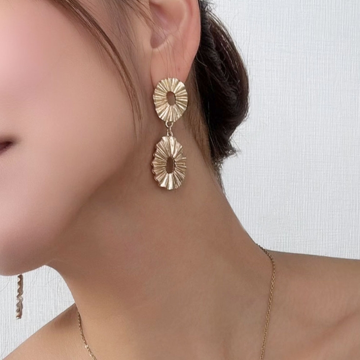 ゴールド | マットメタルピアス emouv by | BUYSENSE