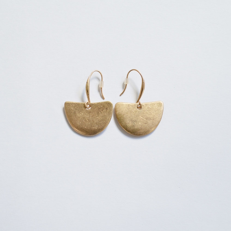 ユニークゴールドピアス emouv by | BUYSENSE | 詳細画像3 