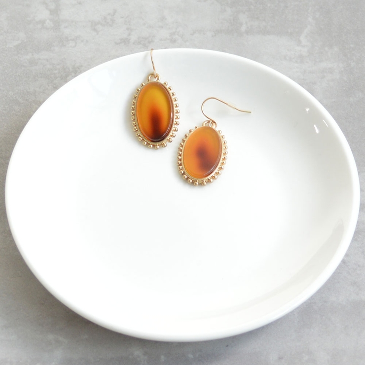 オレンジ | オーバルレトロピアス emouv by | BUYSENSE