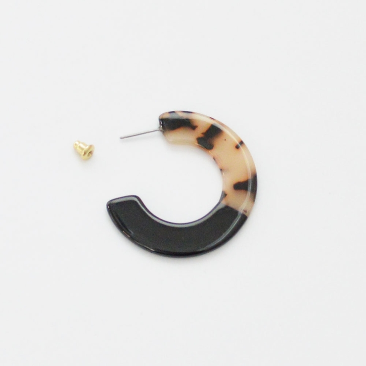 18金 フープピアス フープ K18 片耳用 大きめ パイプサイズ 3mm × 30mm 18k ゴールド レディース メンズ 男性 性 片方 ピアス  プレゼント ゴージャスお磨きクロス付 日本製 y240068