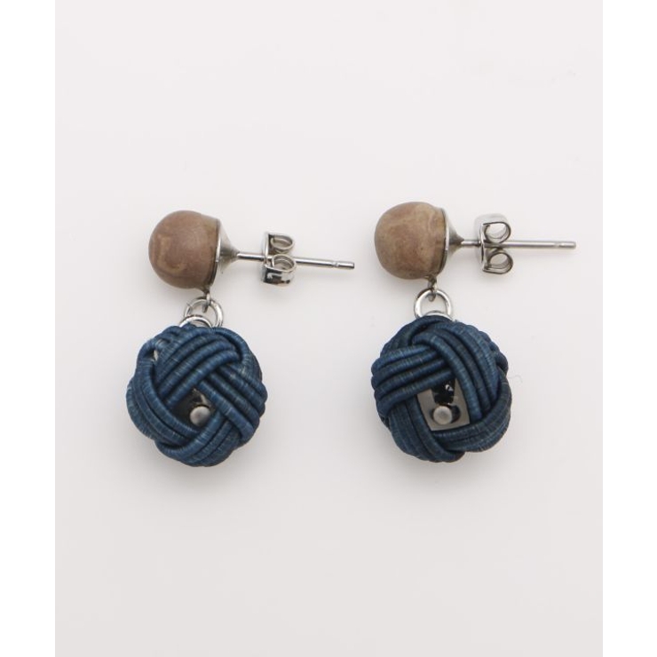 【岩座】本藍染め 水引水晶ピアス | アミナコレクション  | 詳細画像5 