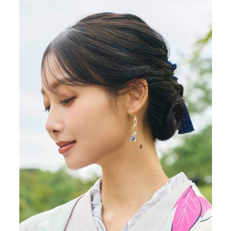 【カヤ】ほたる光ピアス | アミナコレクション  | 詳細画像1 