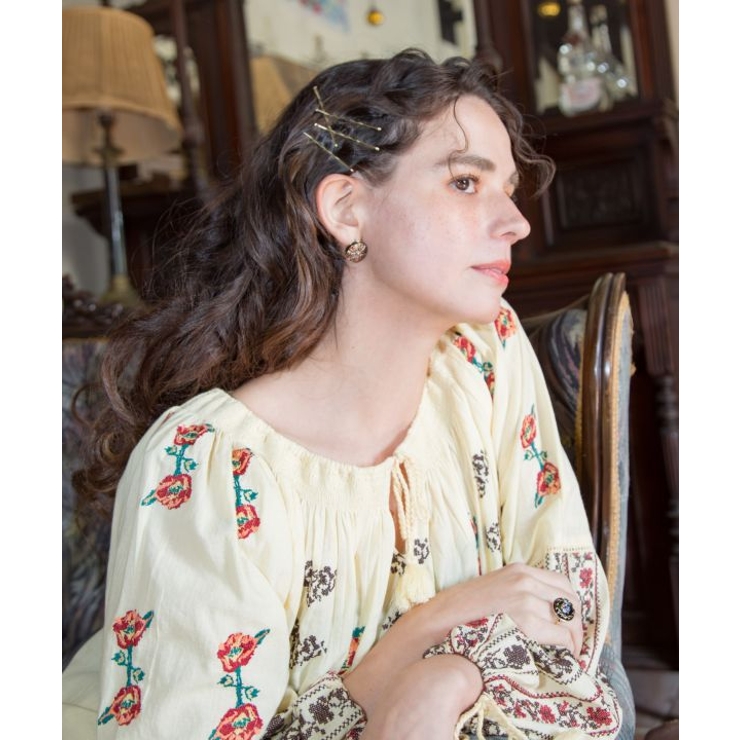 【欧州航路】【Fromチェコ】チェコボタンモアピアス | アミナコレクション  | 詳細画像2 