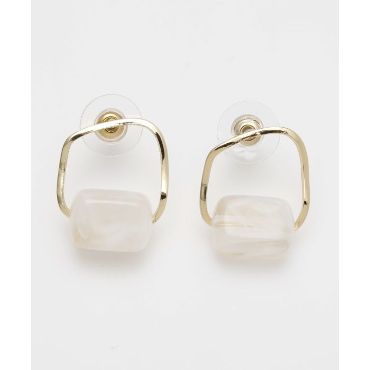 ホワイト | 【マウナロア】スクエアビーズピアス | アミナコレクション 