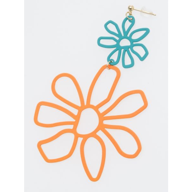 【チャイハネ】2トーンカラーフラワーピアス 韓国 | アミナコレクション  | 詳細画像2 