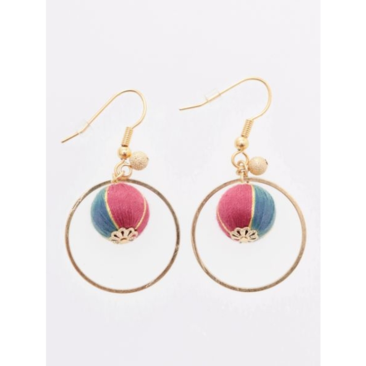 エンジ | 【カヤ】重ね手鞠ピアス | アミナコレクション 