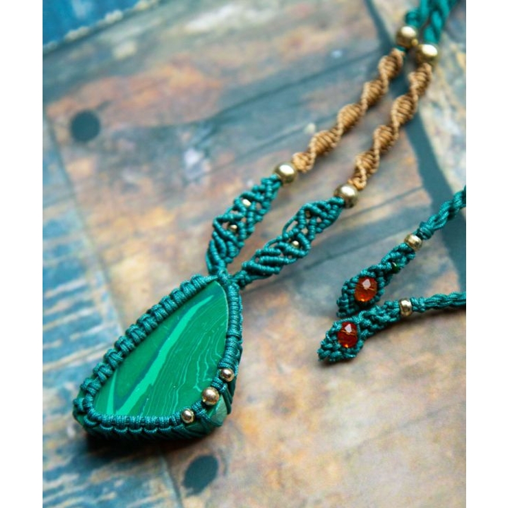 グリーン | 【チャイハネ】羊飼いのお守り風ネックレス | アミナコレクション 