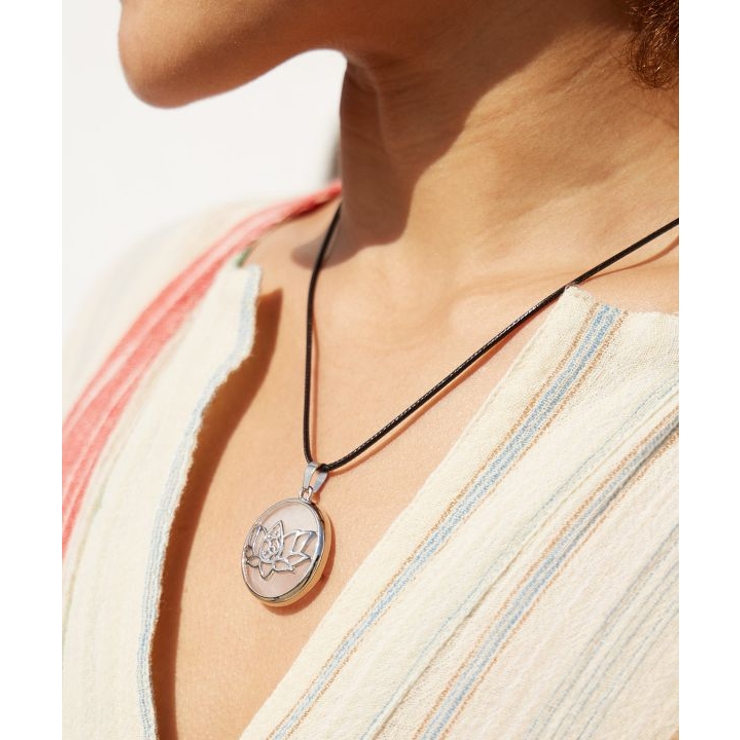 ホワイト系その他 | 【チャイハネ】ロータスフレームネックレス | アミナコレクション