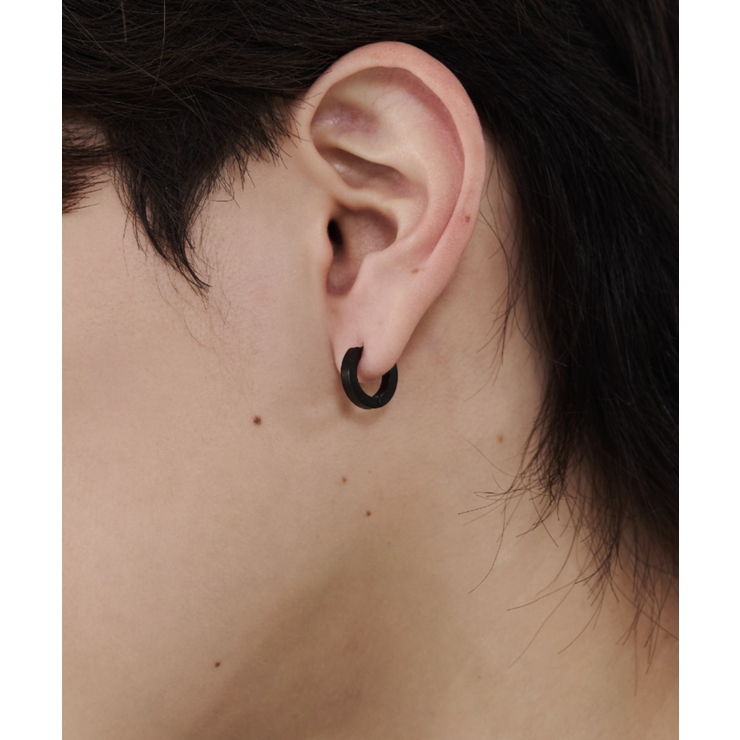ブラック | 【 金属アレルギー対応 】シンプルフープピアス 直径13mm, 幅2.5mm | wyz