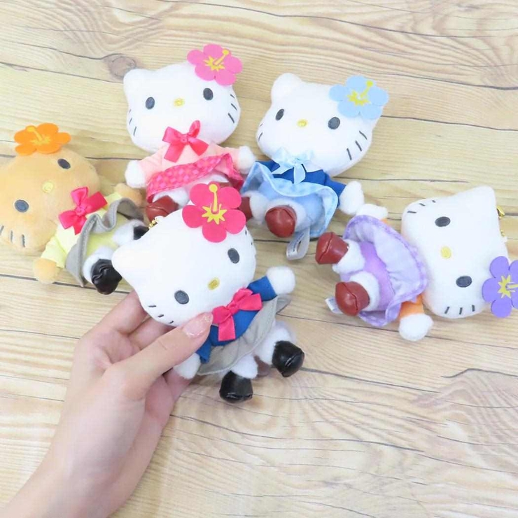 J*_様 ハローキティ　ボールチェーン付き　ミニマスコット　5点セット　レア J*_様 ハローキティ ボールチェーン付き ミニマスコット 5点