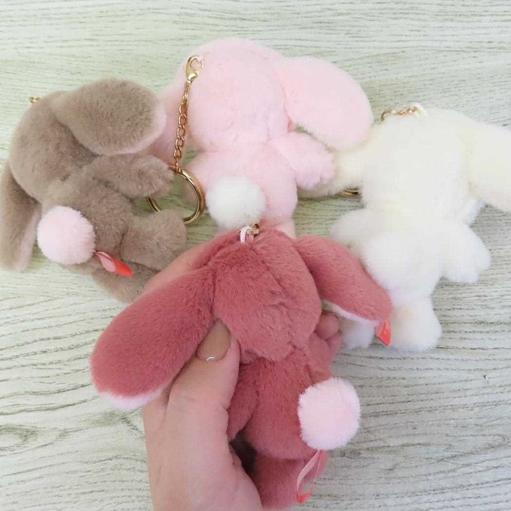 サンリオ　スヌーピー　ミニぬいぐるみマスコット　キーチェーン　4個セット USJ スヌーピー マスコット付きキーホルダー 4個セット お土産