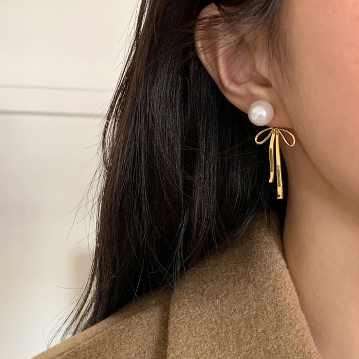 甘すぎないメタルリボンピアス パールリボンピアス ピアス | COCOMOMO | 詳細画像9 