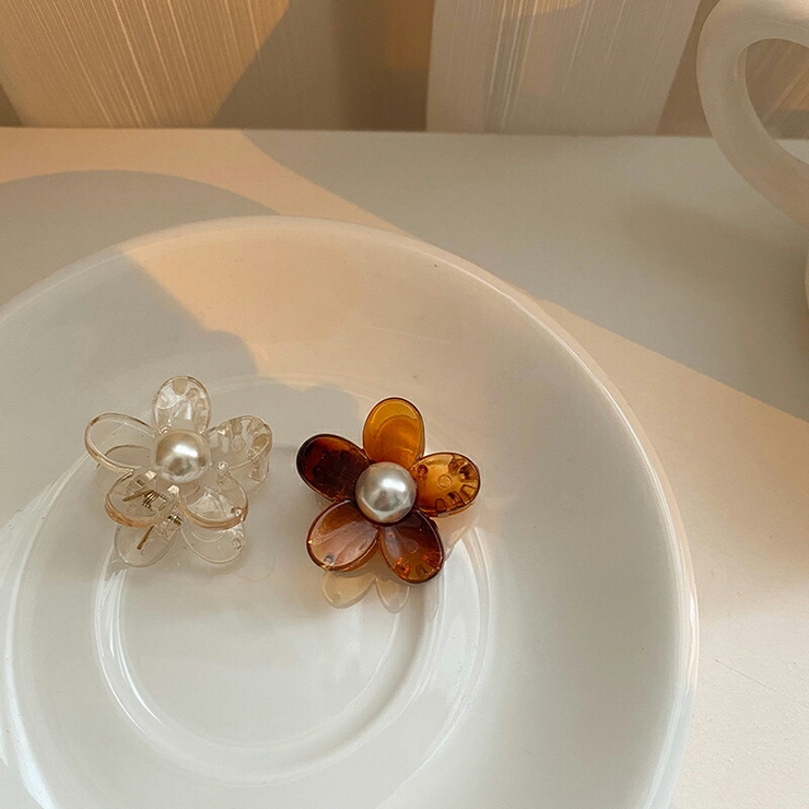 小花ヘアクリップ 花装飾クリップ パール花飾り[品番：COCW0004095