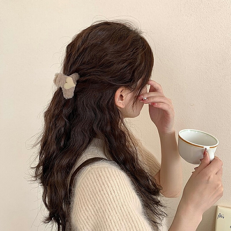 ヘアクリップ ミニバンスクリップ ふわふわファーミニヘアクリップ