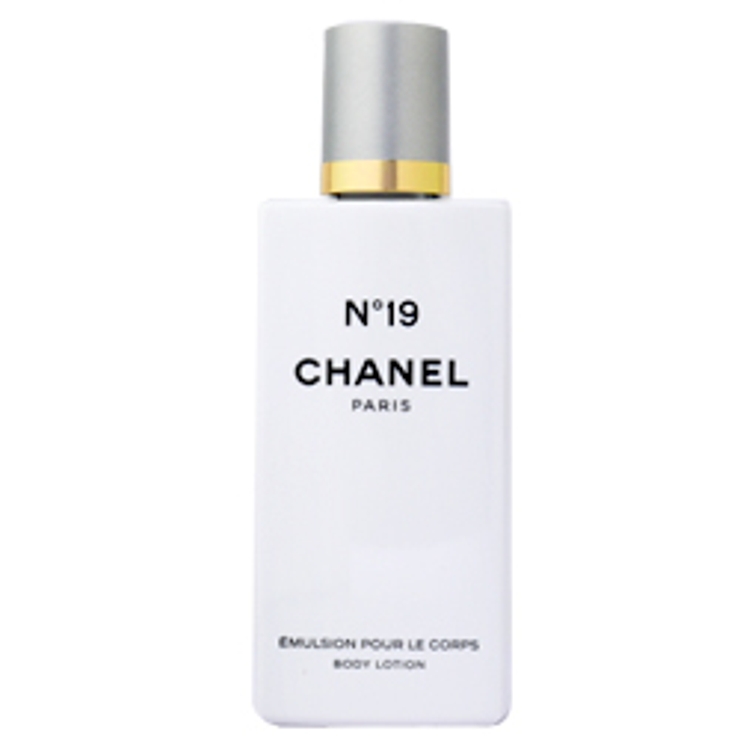 【本日特価】 シャネル No.19 200mL[品番：COLE0007217 ローション ボディ ボディローション