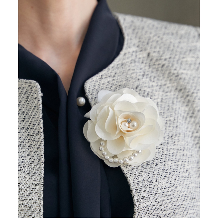 オフホワイト | 【フォーマル対応】フラワーコサージュA | ikka 