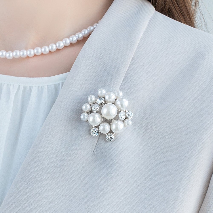 ブローチ フォーマル 卒業式[品番：CRMA0009609]｜CREAM-DOT（クリーム