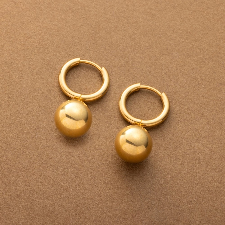 Lea_lea様 金属ピアス7点　ヘアクリップ2点 楽天市場】【SALE 20％OFF】【公式】 貼るだけピアスPiPPi 3連