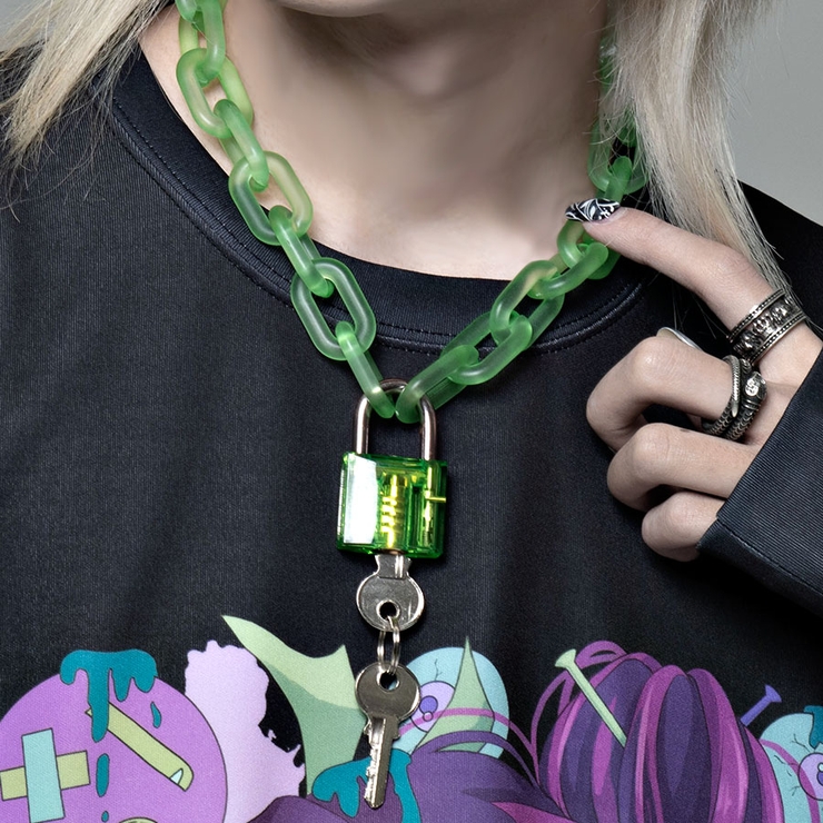izBLACK【イズブラック】南京錠アクリルチェーンネックレス 全3色