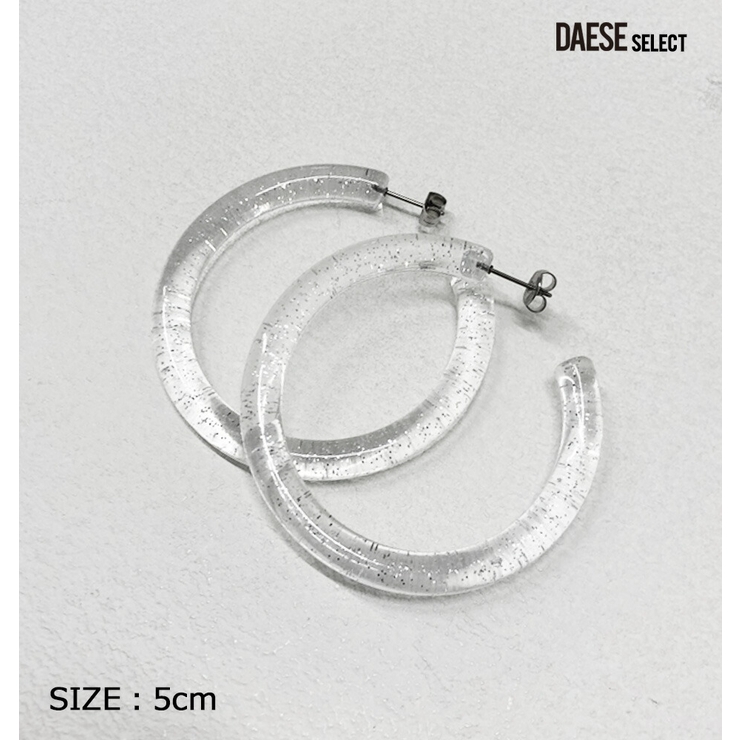 ラメアクリルピアス 全1色 韓国[品番：PBIW0000589]｜DAESE TOKYO