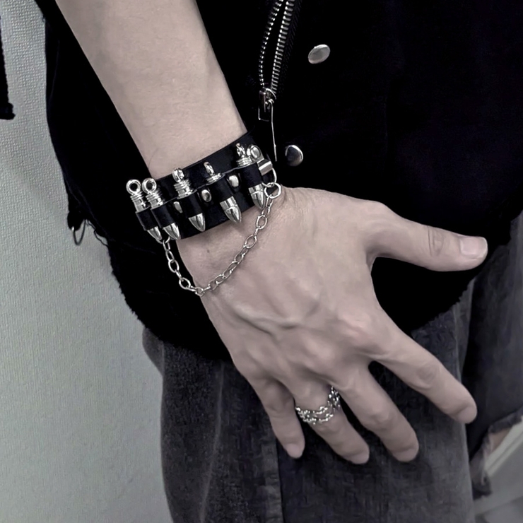 NOVESSEL弾丸PUレザーブレス 全1色 合成皮革[品番：PBIW0003137