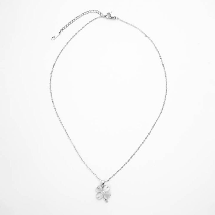 クローバーモチーフシルバービジューネックレス[店内アクセ] | Dazzy | 詳細画像2 