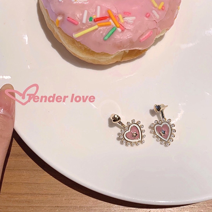 キュートなデザイン ハートモチーフ　ピアス 楽天市場】ハート ピアス 大振り アクセサリー ハートモチーフ