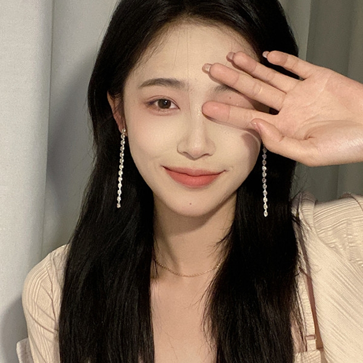 ピアス ロングピアス ラインストーン シルバー[品番：DCTW0003245