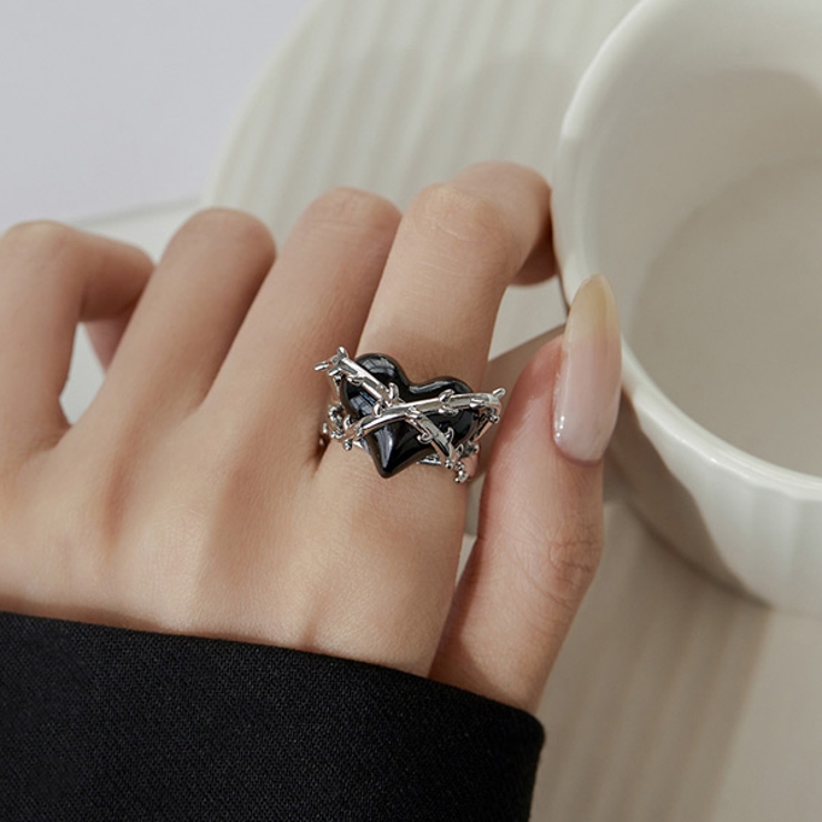 棘 ハートモチーフ リング[品番：DCTW0003921]｜Decorative