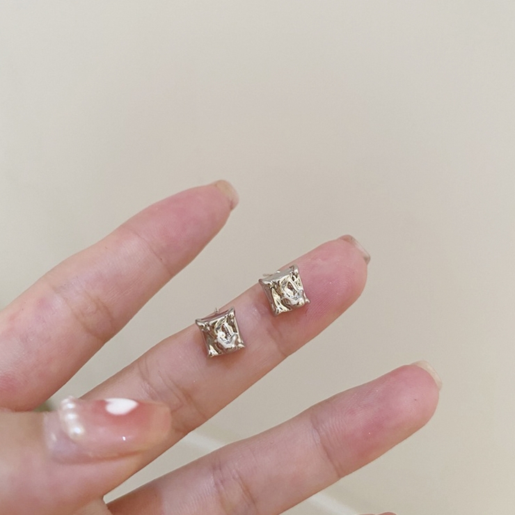 スクエアビジューピアス | Doux Belle  | 詳細画像3 