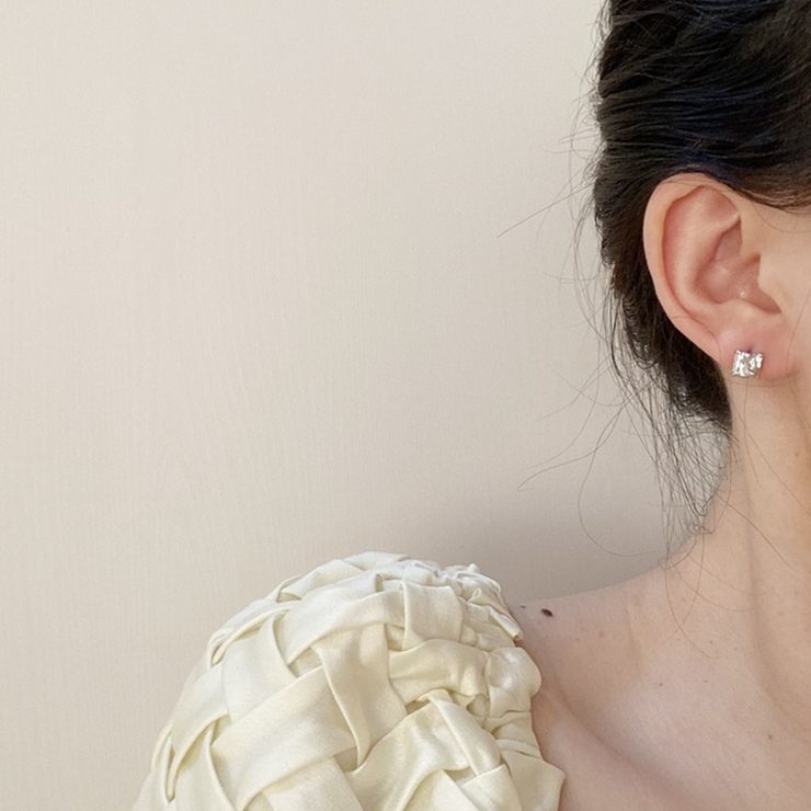 シルバー | スクエアビジューピアス | Doux Belle 