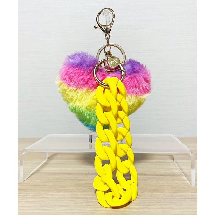 イエロー | Rainbow Heart Charm & Chain Wrist Strap | earyear