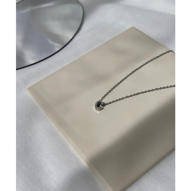 イニシャルチャーム ネックレス Stainless 316L | earyear | 詳細画像3 